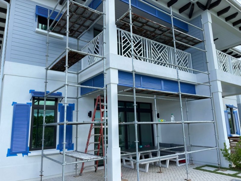 Camana Bay's OLEA - Railings